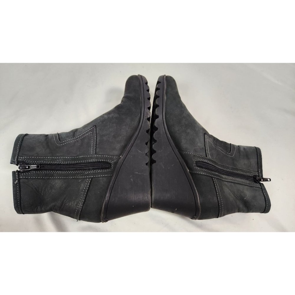 Keys Vera Pelle Women's Sz. 38 Black Leather Side Zip Wedge Ankle Booties - Picture 6 of 10